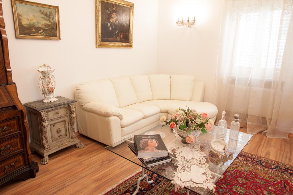 チェファル A Casa Della Nonna Bed & Breakfast エクステリア 写真